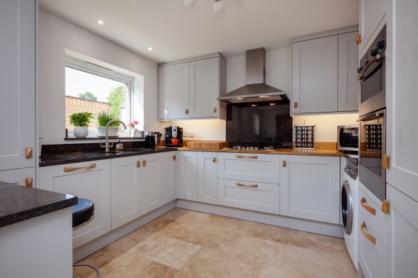 Cost of Cabinet Hardware Installation in Delaware