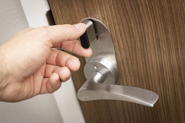 Cost of Deadbolt Installation Service in Delaware