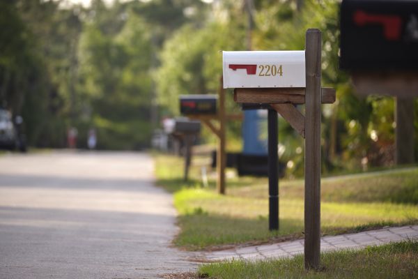 Cost of Mailbox Repair in Delaware