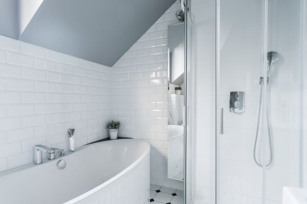 Cost of Bathroom Caulking Service in Delaware