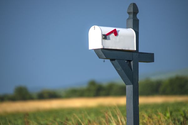 Cost of Mailbox Post Repair in Delaware