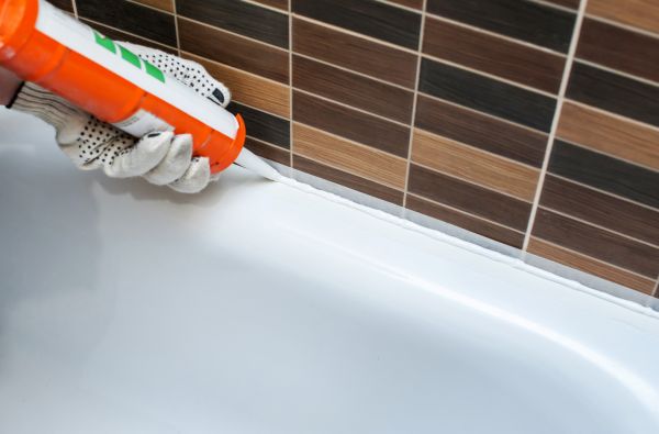 Cost of Bathtub Sealing in Delaware