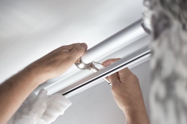 Cost of Curtain Rod Installation in Delaware