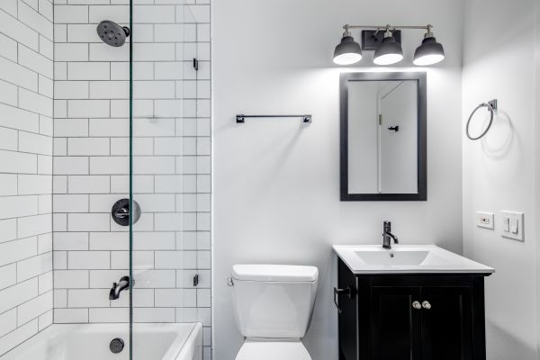 Cost of Bathroom Hardware Installation in Delaware